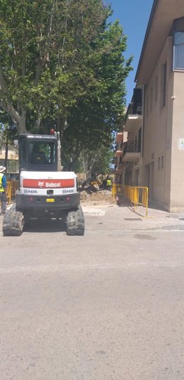 Excavaciones de las catas arqueológicas del Passeig de la Mare de Déu de la Victria, en Alcúdia.