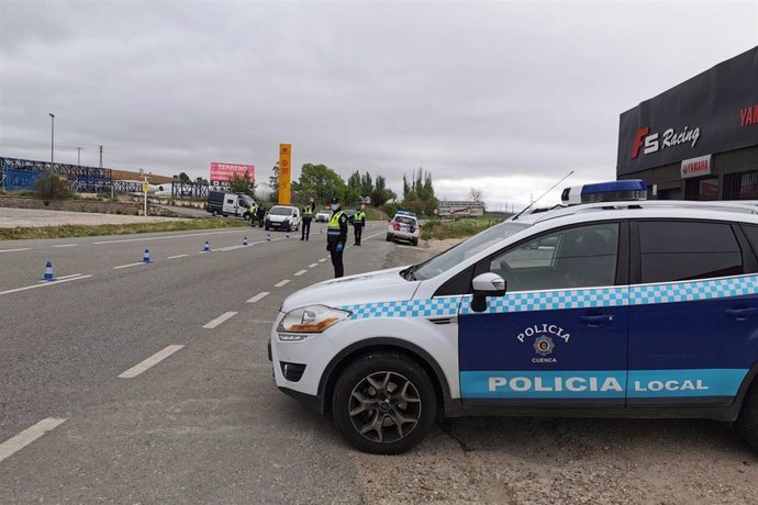 Control de la Policía Local en Cuenca.