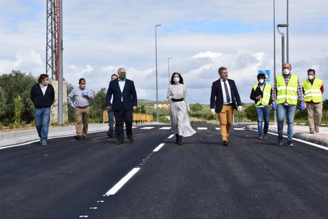 Visita al nueva vial