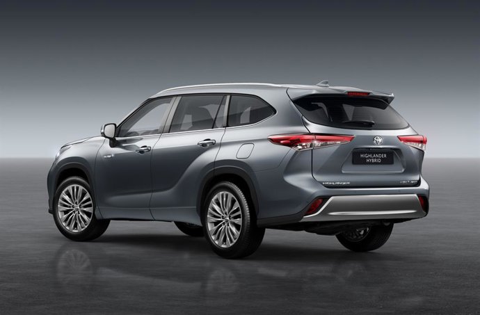 El nuevo Toyota Highlander híbrido eléctrico.