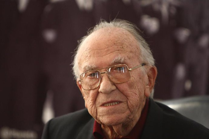 Santiago Carrillo