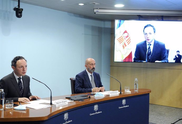 El jefe de Gobierno, Xavier Espot, y el ministro de Salud, Joan Martínez Benazet.