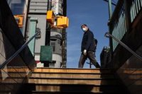 Nueva York reabrirá actividades comerciales y recreativas "de bajo riesgo" desde este viernes