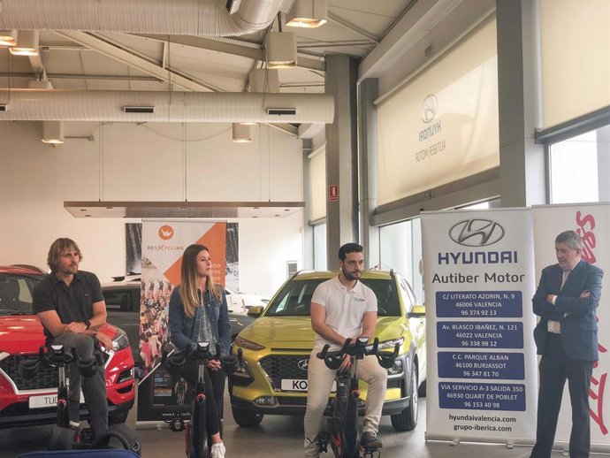 Presentación del intento de récord del mundo de ciclismo indoor
