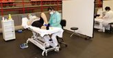 Foto: Los fisioterapeutas resaltan su labor para aliviar y tratar el dolor en pacientes con fibromialgia