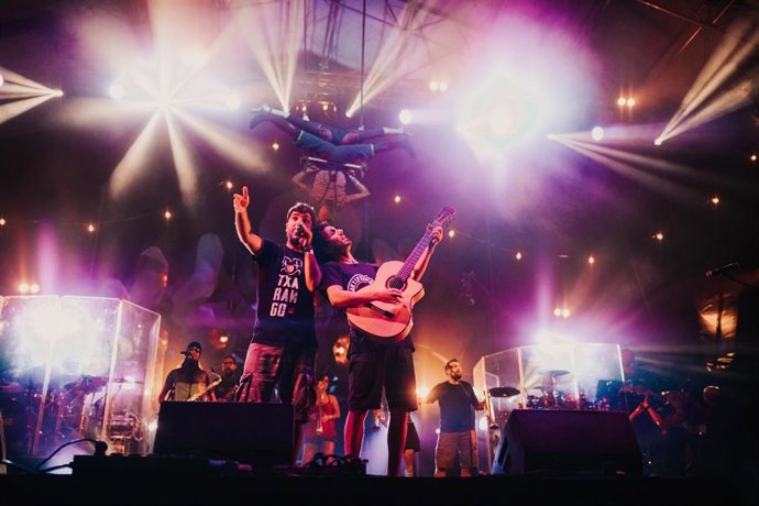 La banda Txarango en concierto (ARCHIVO)