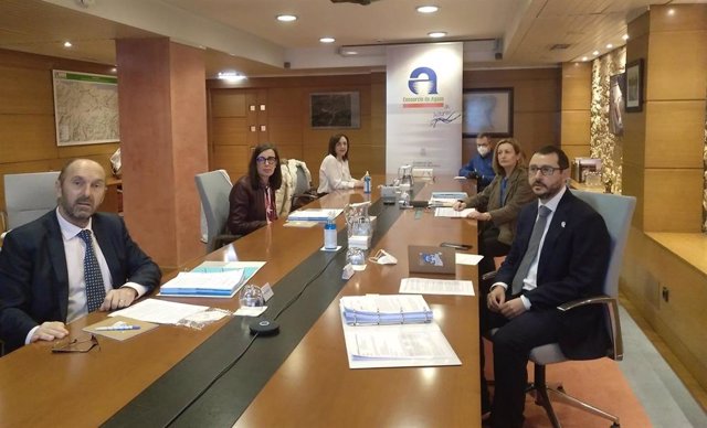 Reunión de la junta de gobierno del Consorcio para el Abastecimiento y Saneamiento de Agua del Principado (Cadasa).