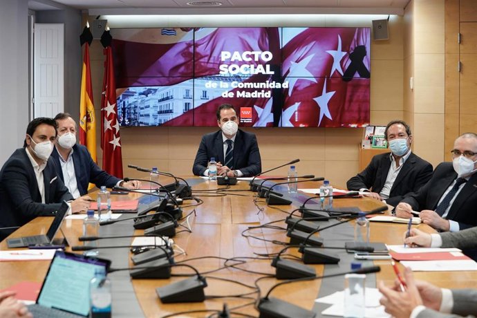 Primera reunión del Grupo de Trabajo por la Reconstrucción Social