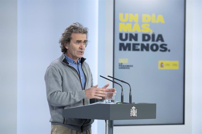 El director del Centre de Coordinació d'Emergncies del Ministeri de Sanitat, Fernando Simón, compareix en conferncia de premsa a Madrid (Espanya), 12 de maig del 2020.