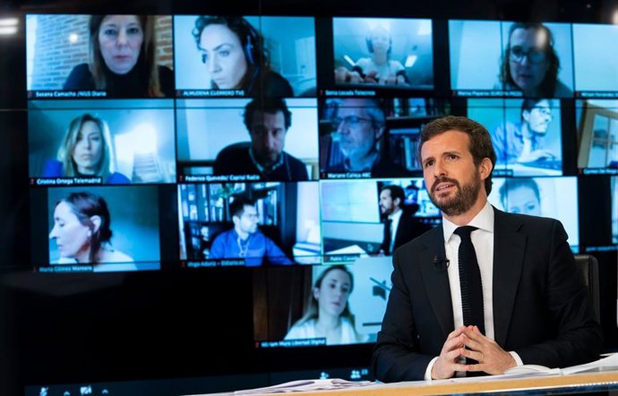 El líder del PP, Pablo Casado, comparece en rueda de prensa a través de la plataforma zoom. En Madrid, a 30 de marzo de 2020.