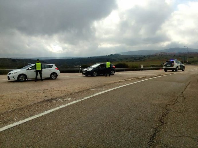 Controles de la Guardia Civil en la Zona Básica de Salud de San Pedro Manrique.