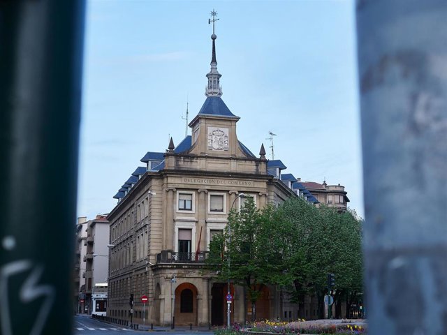 Edificio de la Delegación del Gobierno Central en la Plaza Merindades de Pamplona durante el Estado de Alarma decretado por el coronavirus COVID19. En Pamplona, Navarra, España, a 18 de abril de 2020