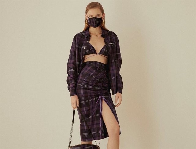 Mascarillas faciales y accesorios, ¿Complemento de moda frívolo o de protección?