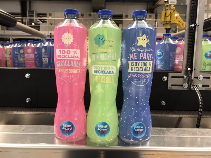Nestlé Aquarel llana la seva primera ampolla d'aigua fabricada amb plstic 100% ja reciclat i reciclable