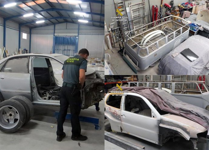 Imagen de agentes de la Guardia Civil durante la investigación en la nave industrial