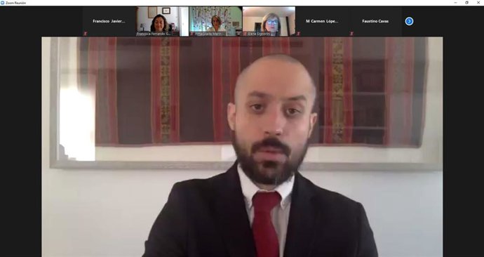 Imagen de la defensa de la tesis de forma virtual