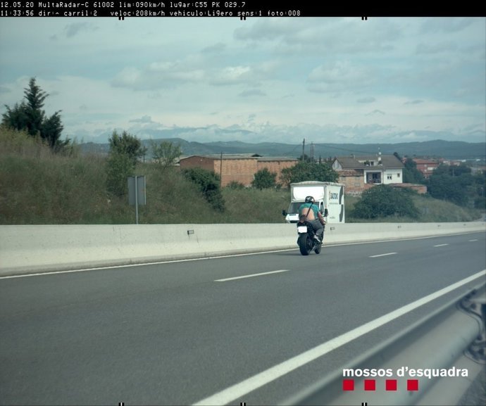 Denunciado un conductor por circular a 208 km/hora en Manresa