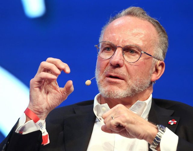 FILED - 29 January 2020, North Rhine-Westphalia, Duesseldorf: FC Bayern Munich's CEO Karl-Heinz Rummenigge answers questions at the SpoBis congress. Rummenigge expects "billions" to watch the Bundesliga restart at the weekend. Photo: Roland Weihrauch/dpa