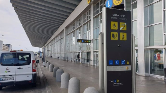 La Terminal 2 (T2) de l'Aeroport de Barcelona tancat pel coronavirus, al Prat de Llobregat el 27/3/2020