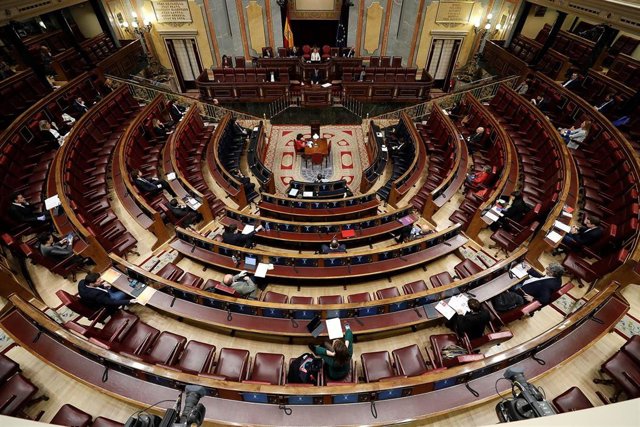 Het congres hekelt het sociale stigma van fibromyalgie op zijn Werelddag en roept op tot verder onderzoek De Kamer van Congres