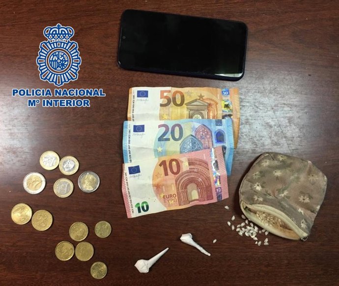 Droga y dinero incautado por la Policía Nacional