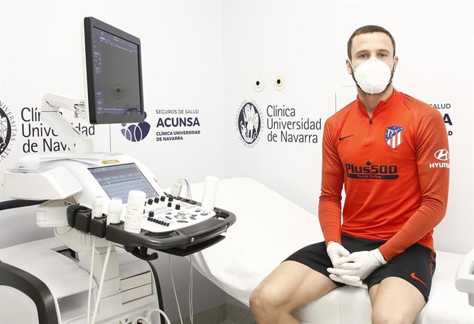 Saúl Ñíguez se somete a un reconocimiento médico en la Clínica Universidad de Navarra en Madrid
