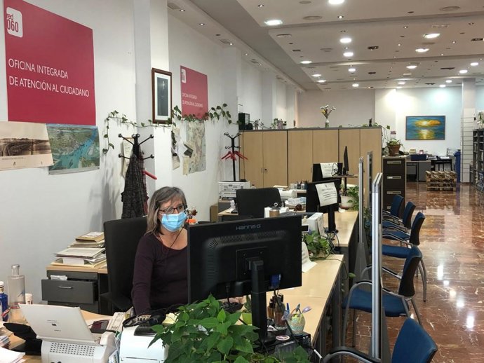 Delegación y Subdelegaciones del Gobierno en Andalucía atienden más de 38.000 consultas.