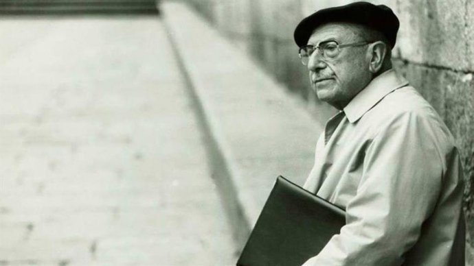 Letras Galegas.- La UVigo abordará la figura de Carvalho Calero mediante un acto virtual que se celebrará este viernes