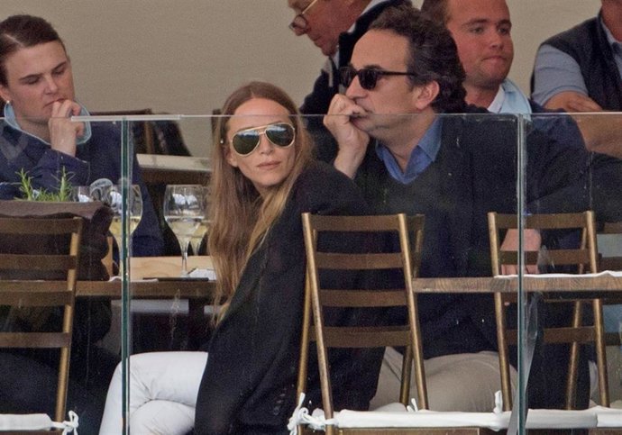 MARY KATE OLSEN  Y OLIVIER SARKOZY, EN UNA FOTO DE ARCHIVO DE EUROPA PRESS