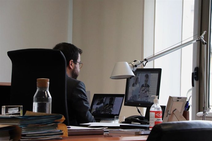 El conseller Pere Aragons preside la primera reunión telemática del Comité Técnico para el Plan de reconstrucción económica  y protección social
