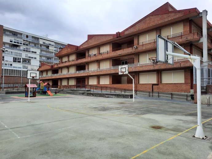 Centro escolar de Bilbao cerrado