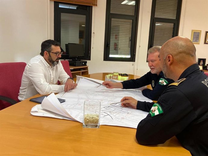 Reunión sobre la zona ORA de Huelva.