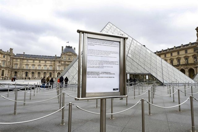 Imágenes del Museo del Louvre en París (Francia) en el primer trimestre de 2020 tras iniciarse la crisis del Covid-19