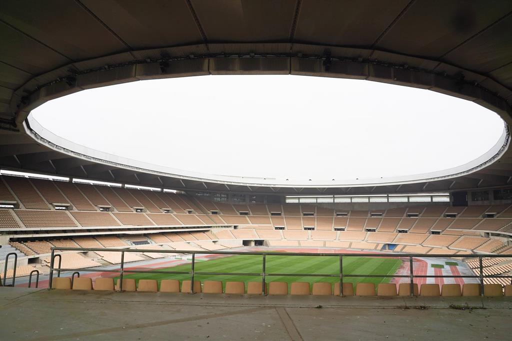 El Estadio de la Cartuja de Sevilla quiere acoger partidos ...