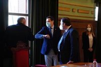 Moreno pide al Gobierno el "máximo respeto" para el sector turístico andaluz, cimentado en "esfuerzo" de "muchos años"