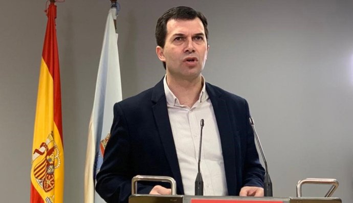 El secretario xeral del PSdeG, Gonzalo Caballero, en rueda de prensa