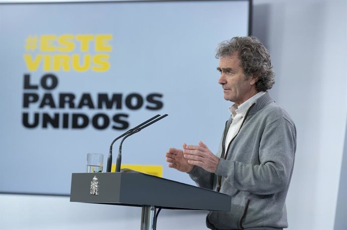 El director del Centre de Coordinació d'Emergncies del Ministeri de Sanitat, Fernando Simón, en conferncia de premsa per actualitzar les dades sobre la covid-19 i analitzar les dades de l'estudi de seroprevalena, Madrid (Espanya), 14 de maig del 2020.