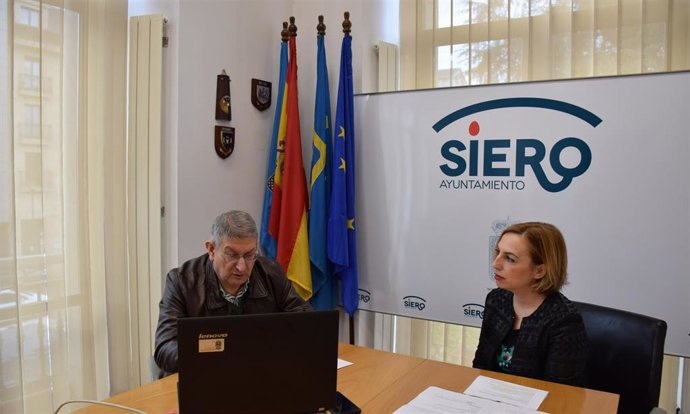 Rueda de prensa de los responsables de Urbanismo en Siero.