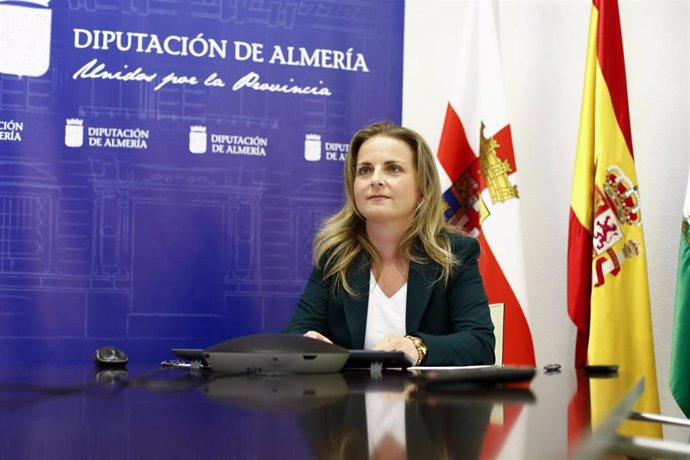 La diputada provincial de Deporte de la Diputación de Almería, María Luisa Cruz