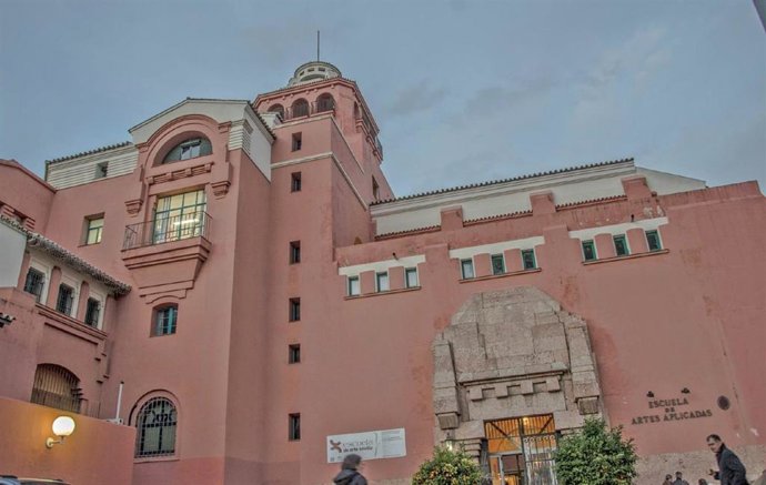 Antiguo pabellón de Chile, al que está asociado el edificio ocupado