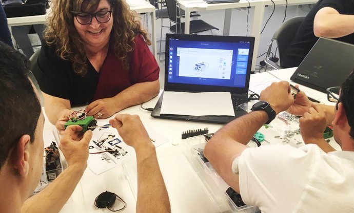 Actividad de  la red Guadalinfo, en imagen de archivo