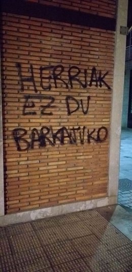 Pintadas en una sede del PNV en Portugalete