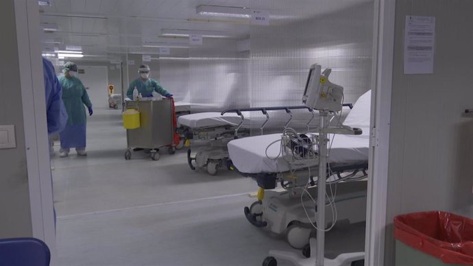 Imagen del puesto externo del triaje avanzando habilitado en un hospital.