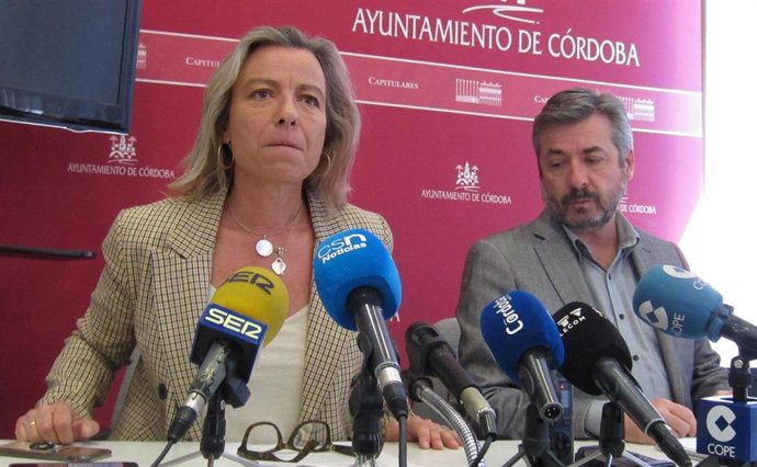 Isabel Albás y Miguel Ángel Torrico, en una imagen de archivo.