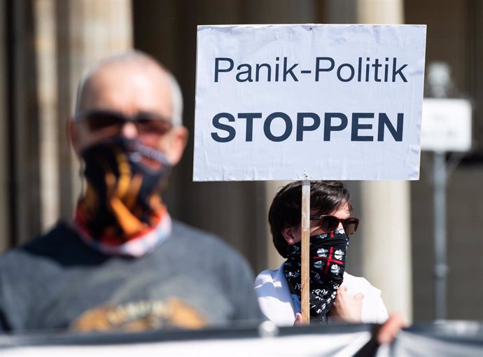 Protestas en Berlín contra restricciones al coronavirus