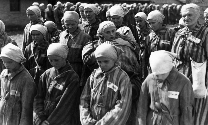 Imagen de  'Ostatni Etap', película de 1948 sobre las atrocidades de Auschwitz