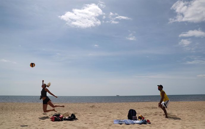 Coronavirus.- Grecia reabre las playas en el país aunque con restricciones por e