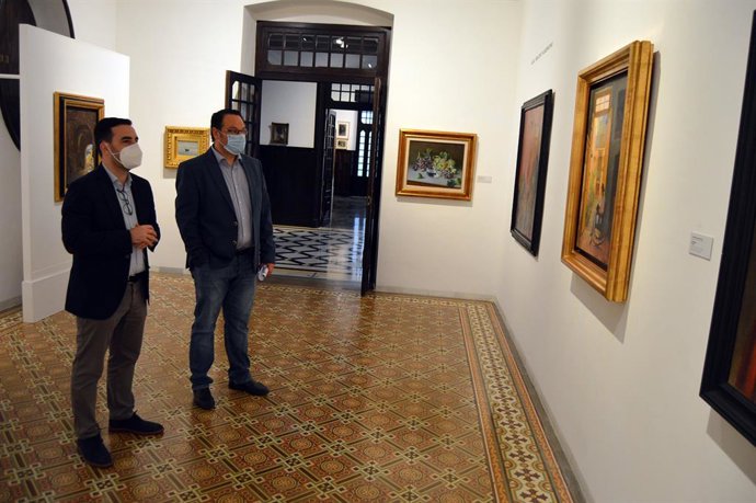 El concejal Carlos Sánchez visita el Museo Doña Pakyta