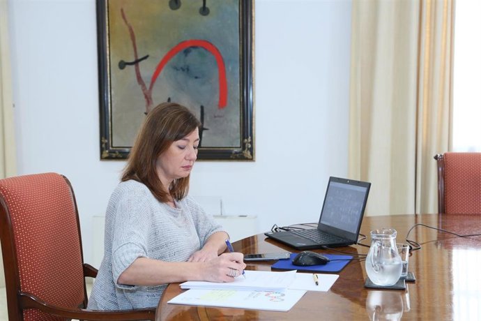 La presidenta del Govern, Francina Armengol, se reúne con el presidente del Gobierno, Pedro Sánchez, y el resto de presidentes autonómicos.