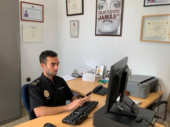 El inspector Álvaro Botias, jefe del Grupo de Investigación de la Unidad de Familia y Mujer (UFAM) de la Policía Nacional de Málaga.